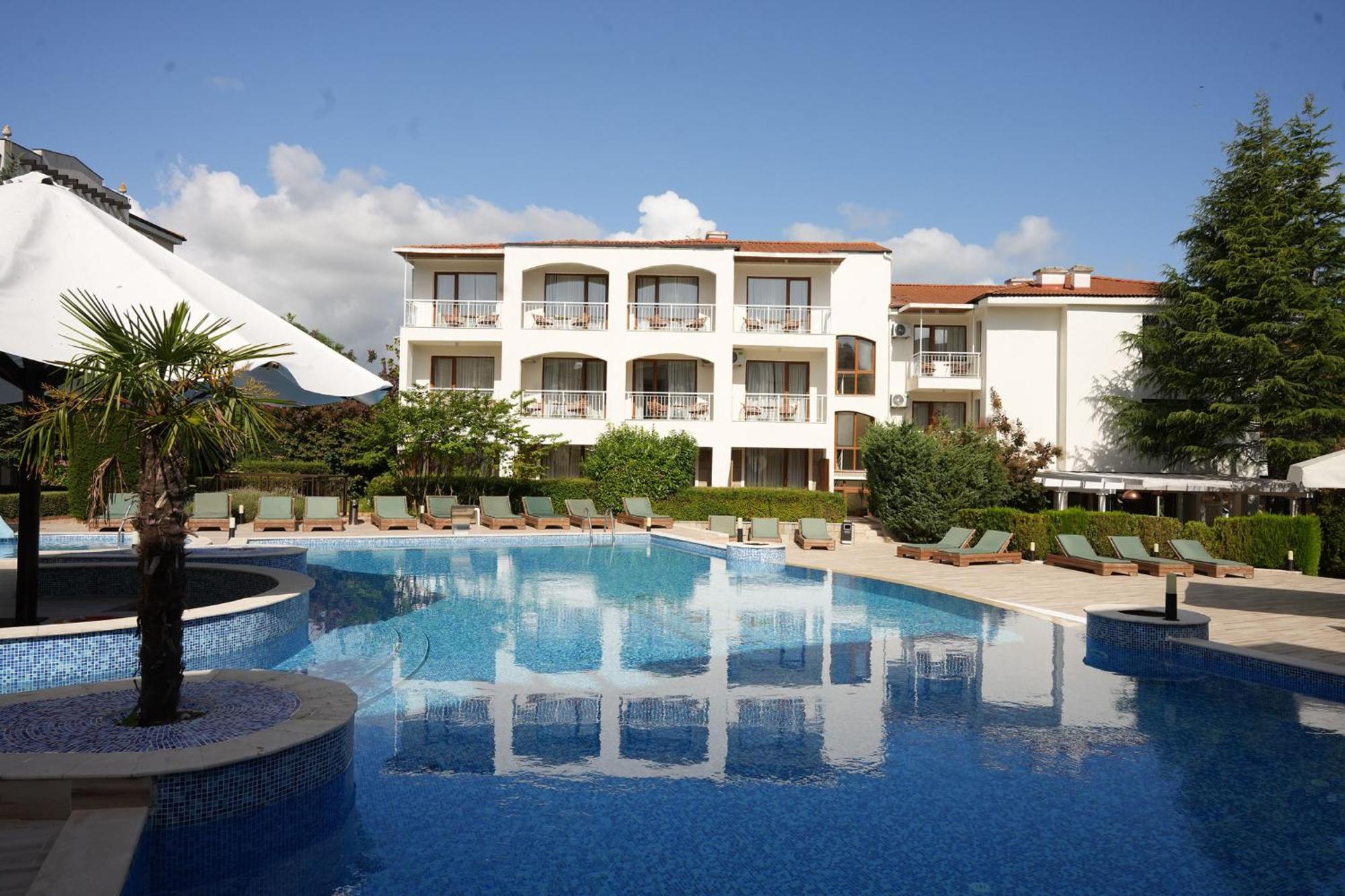 Paradise Bay Hotel سوزوبول المظهر الخارجي الصورة