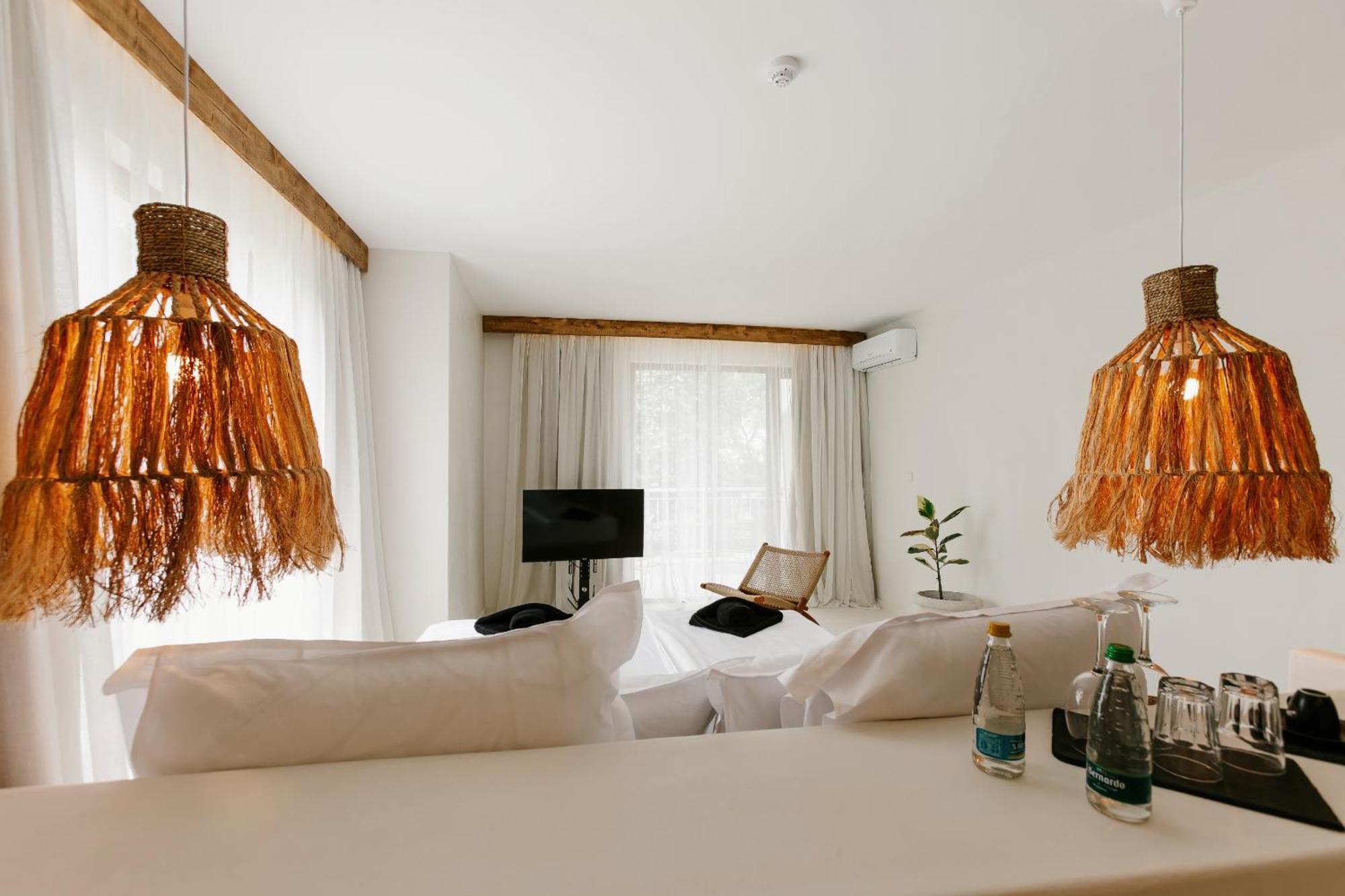 Paradise Bay Hotel سوزوبول المظهر الخارجي الصورة